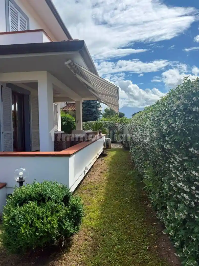 Villa in vendita a Pietrasanta