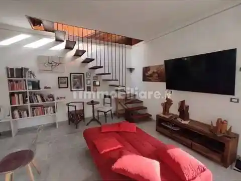 Villa in vendita a Livorno