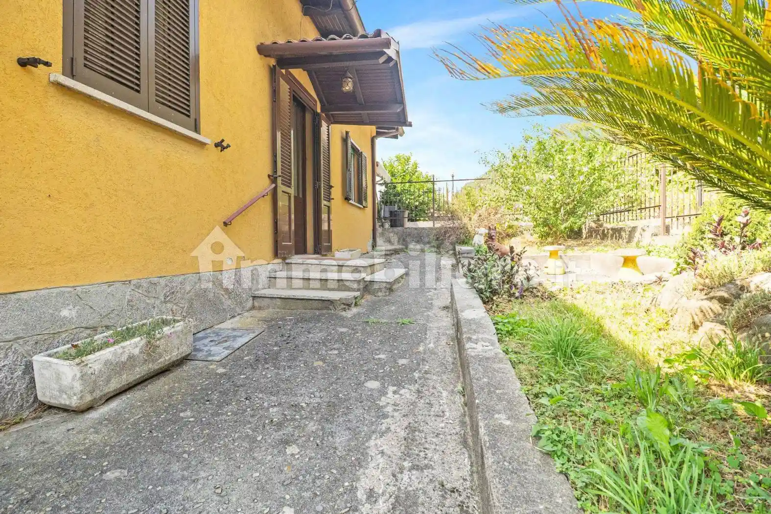 Villa in vendita a Dervio
