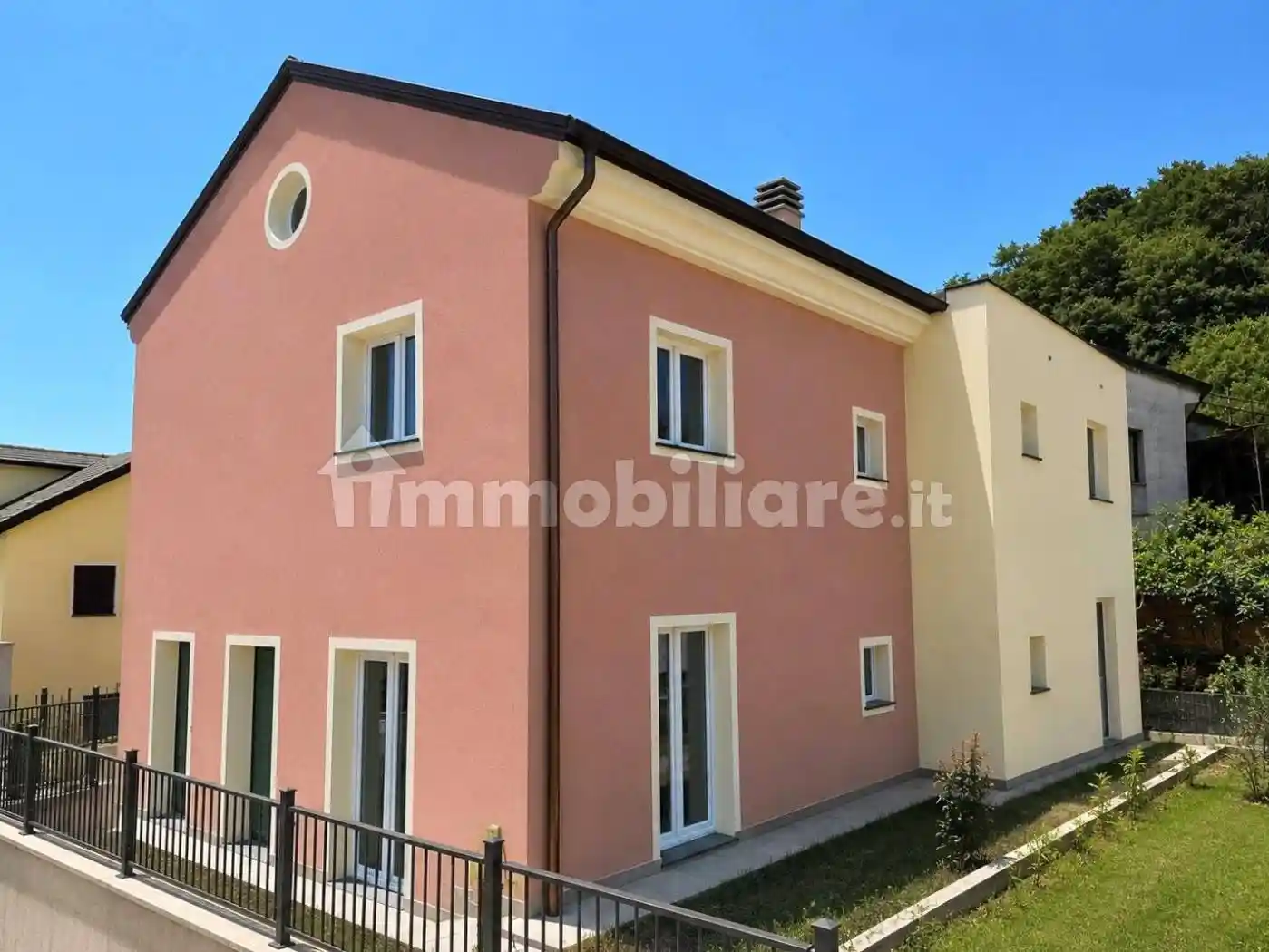 Appartamento in vendita a Albisola Superiore