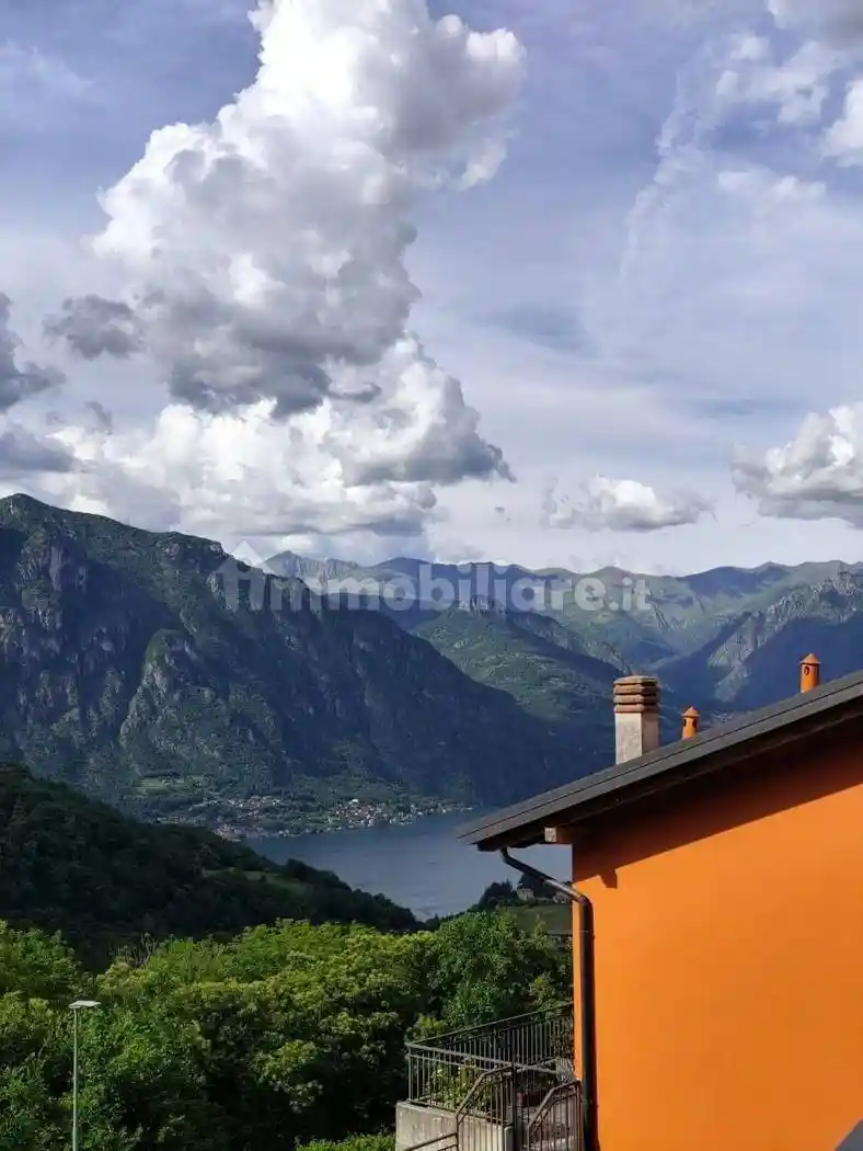Appartamento in vendita a Laino