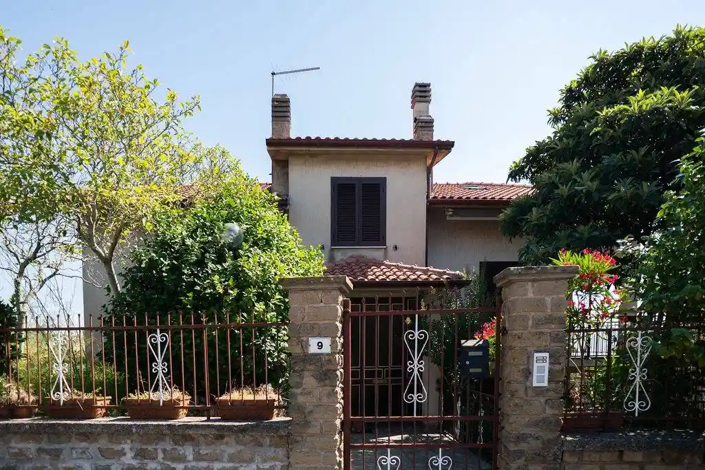 Villa in vendita a Caprarola