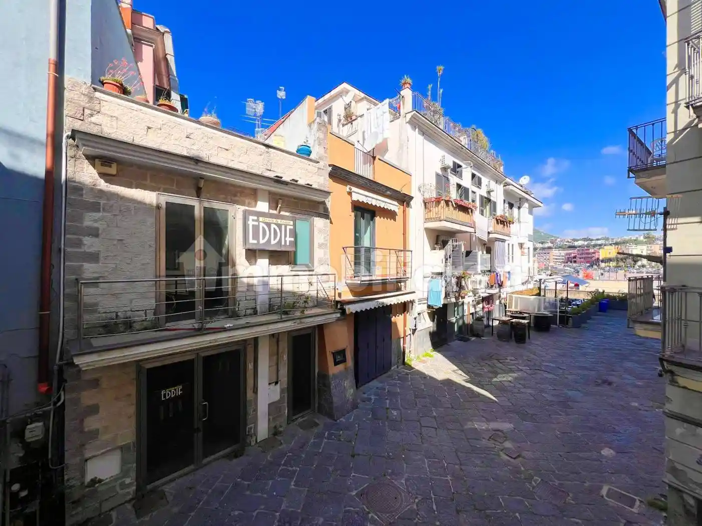 Appartamento in vendita a Pozzuoli