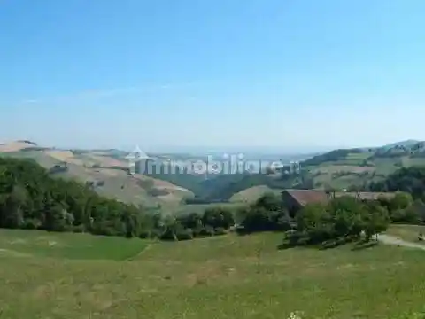 Appartamento in vendita a Agazzano