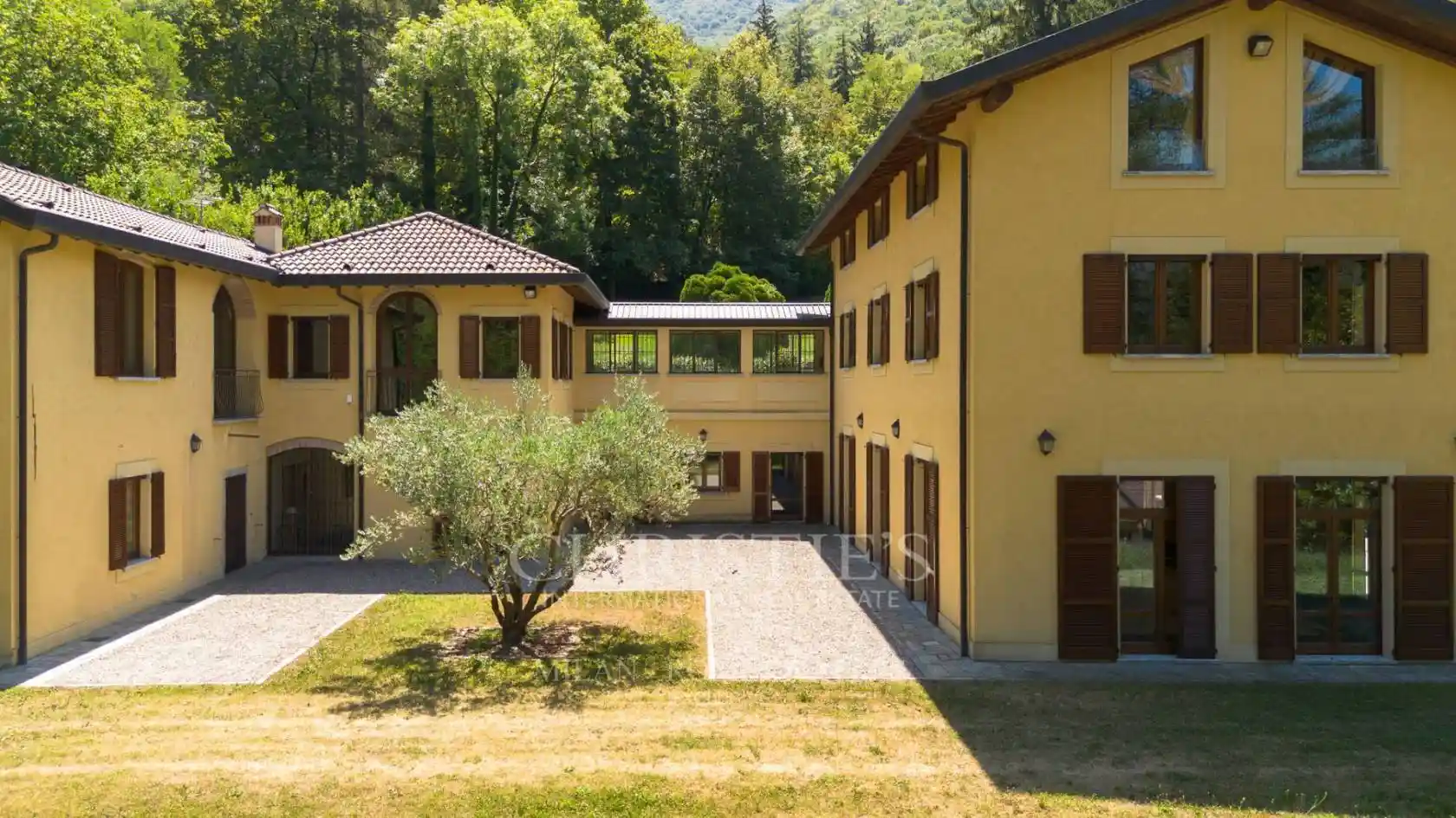 Villa in vendita a Canzo