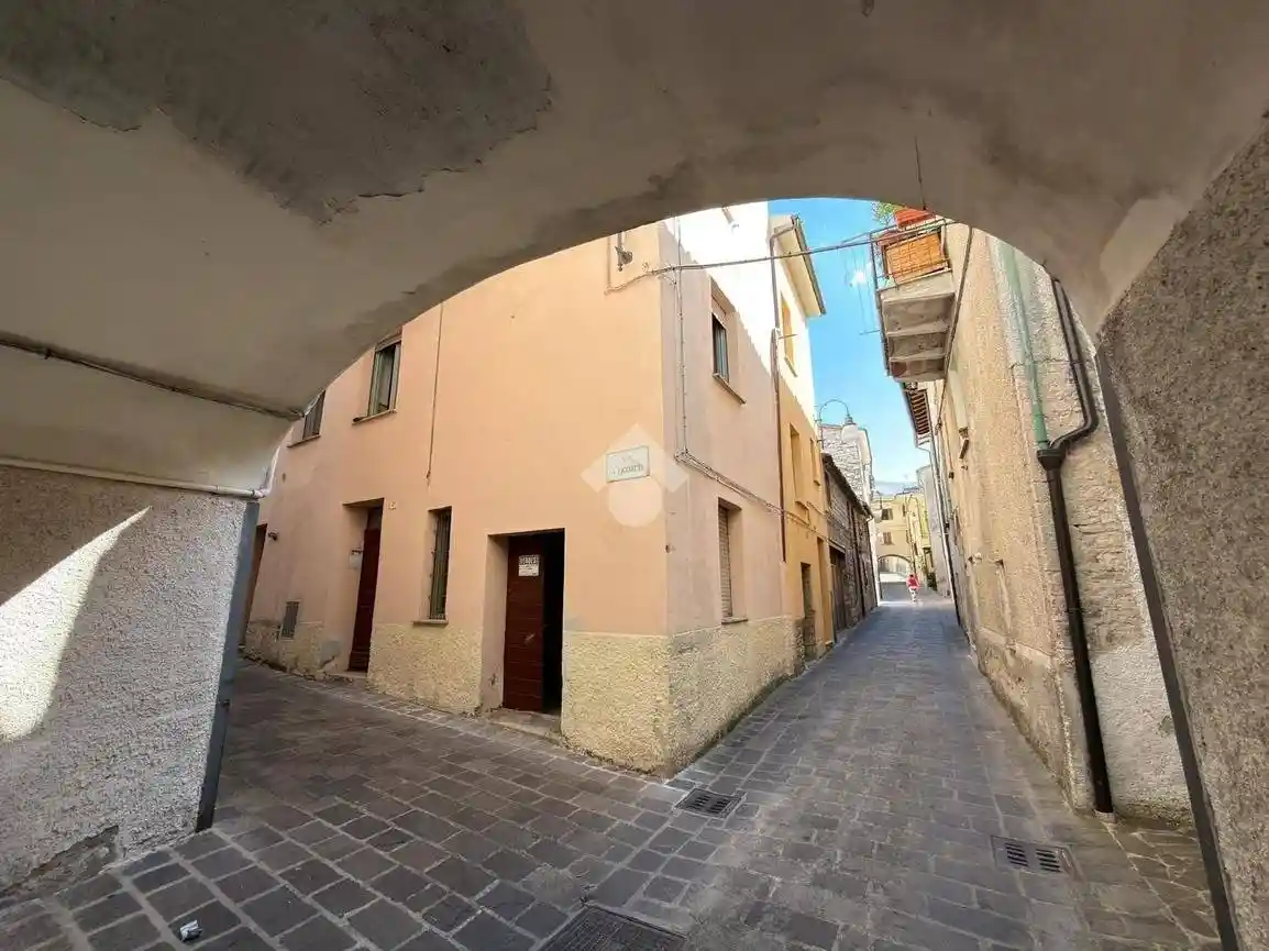 Casa indipendente in vendita a Sigillo