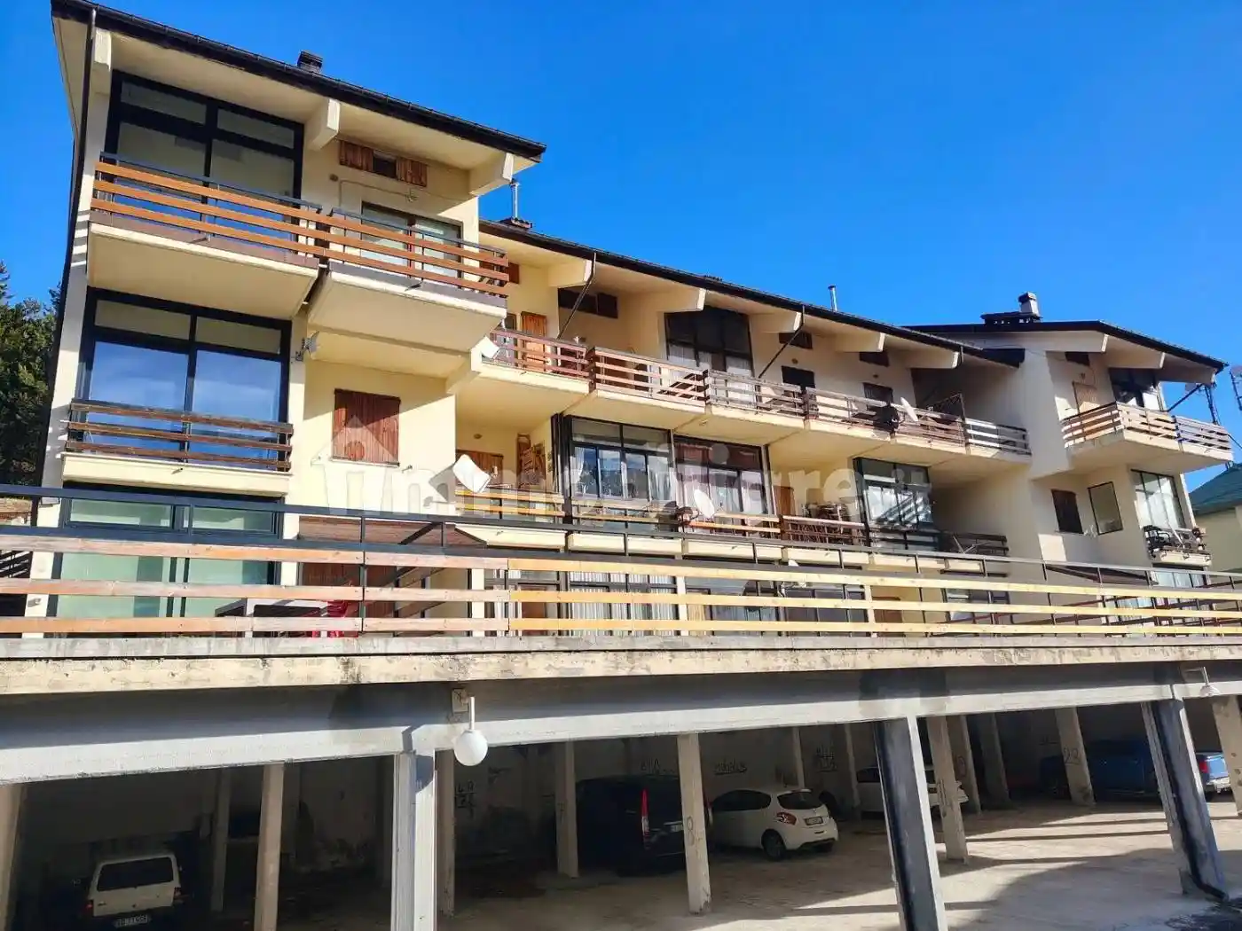 Appartamento in vendita a Serramonacesca
