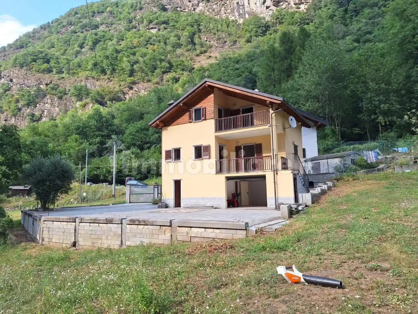 Casa indipendente in vendita a Varzo