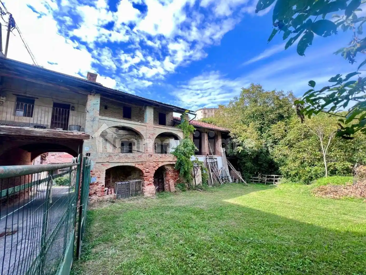 Rustico - Casale in vendita a Pocapaglia