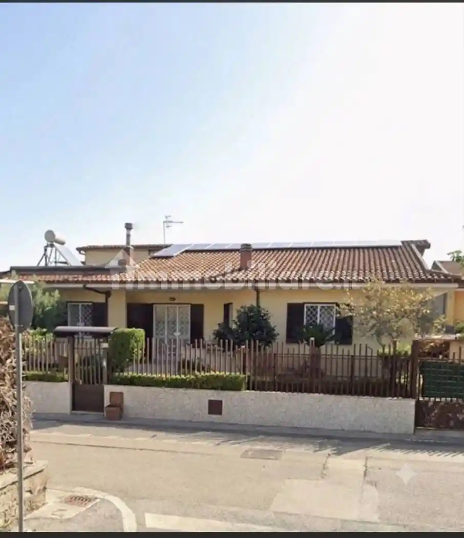 Villa in vendita a Marcianise