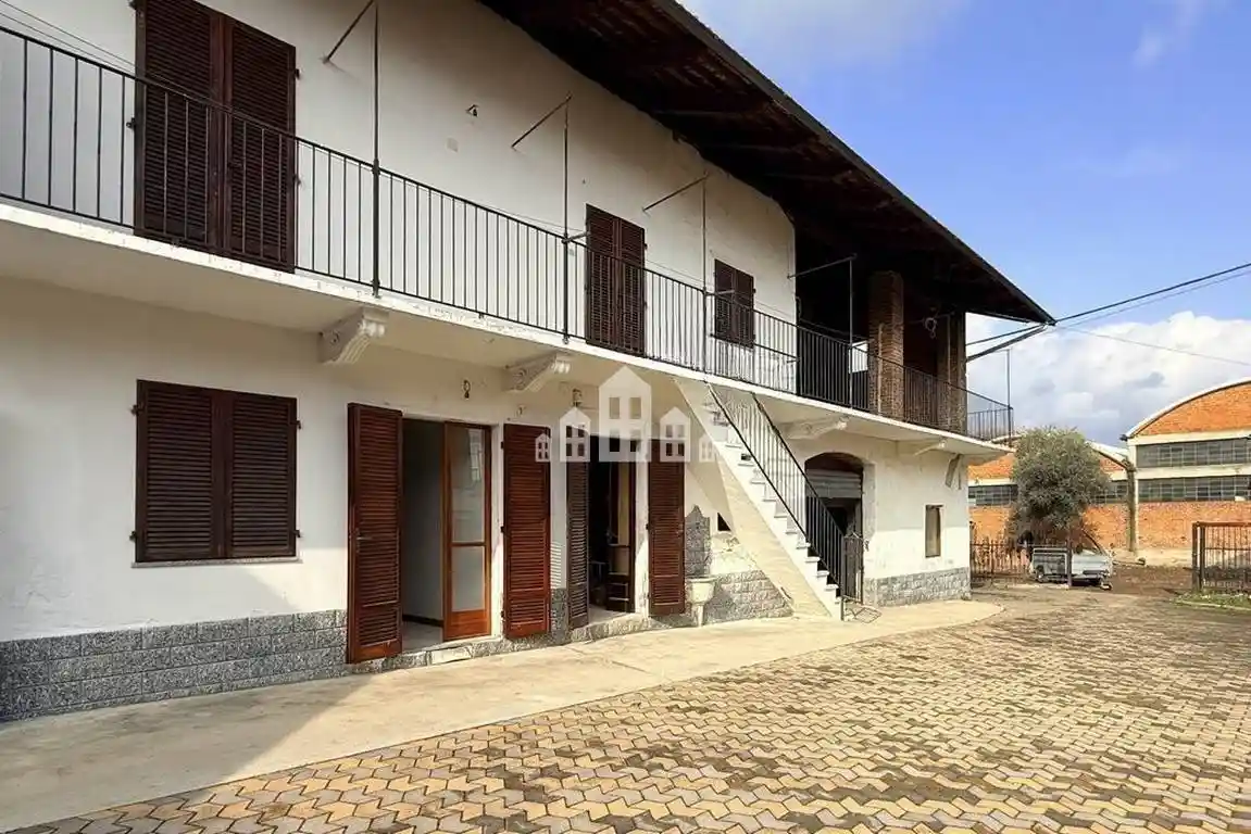 Casa indipendente in vendita a Rivarolo Canavese