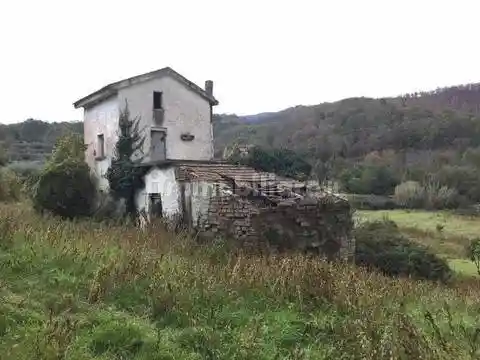 Rustico - Casale in vendita a Galluccio