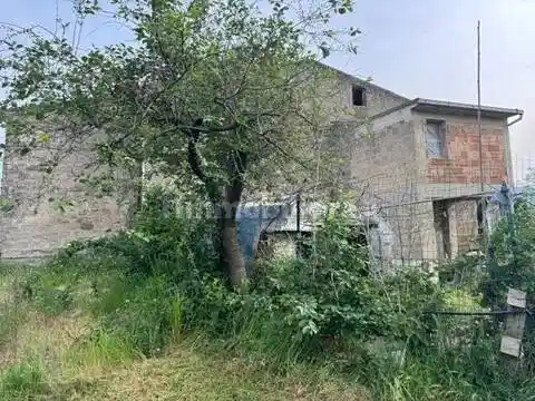Appartamento in vendita a Carinola