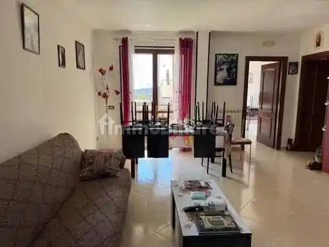 Appartamento in vendita a Roccamonfina
