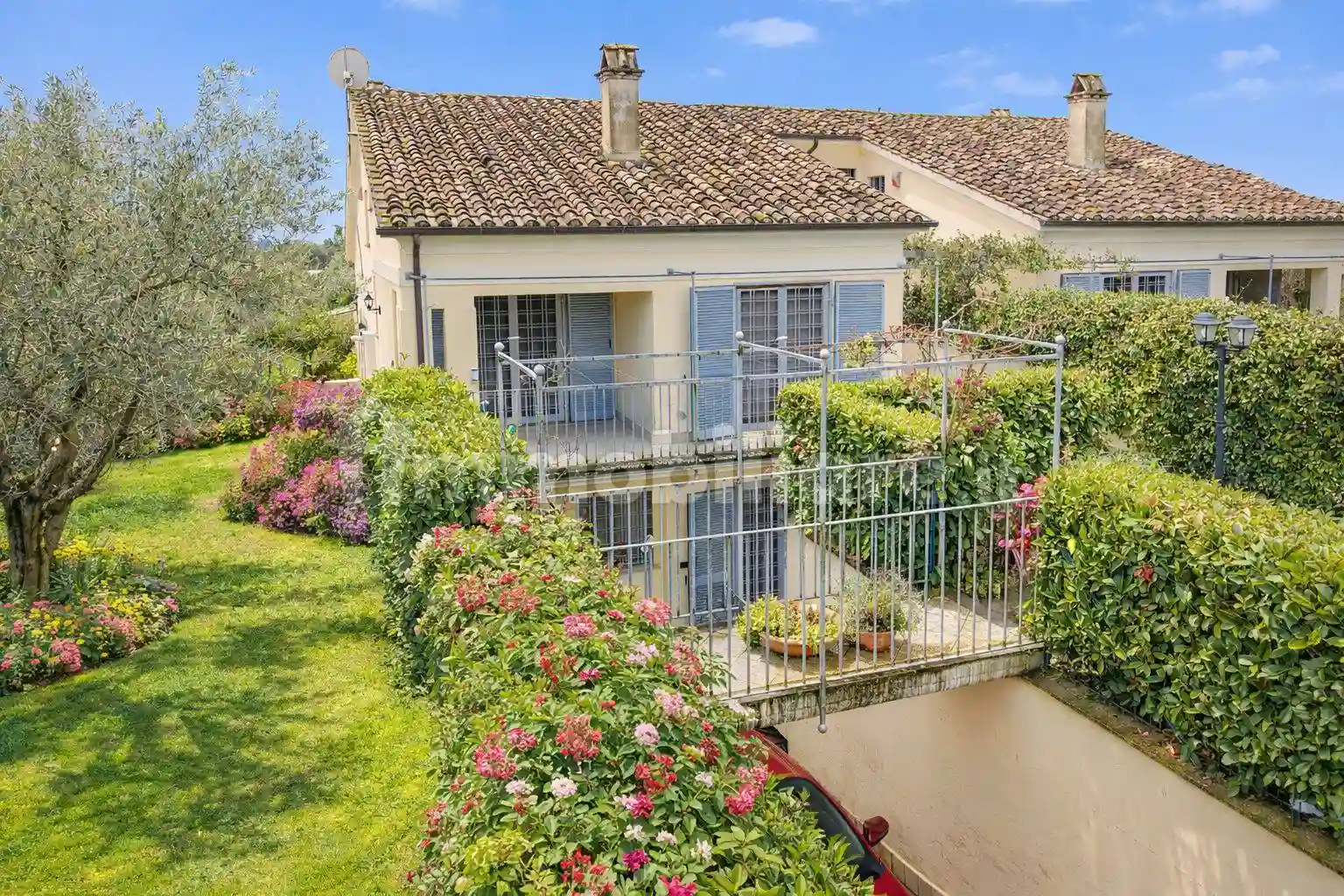 Villa - foto 2