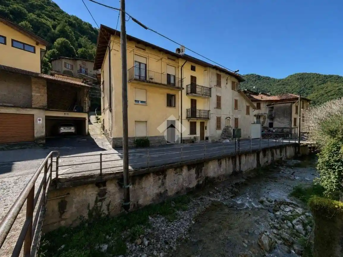Casa indipendente in vendita a Erve