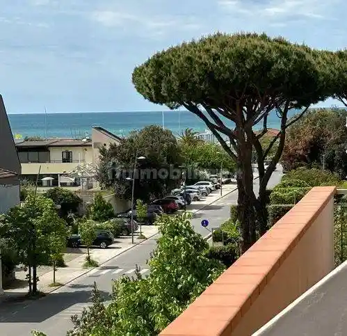 Appartamento in vendita a Camaiore