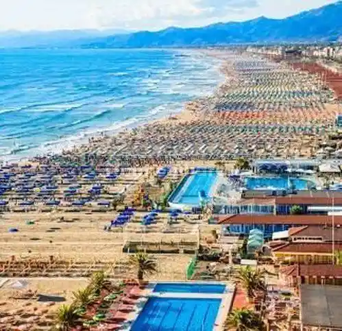 Villa in vendita a Forte dei Marmi