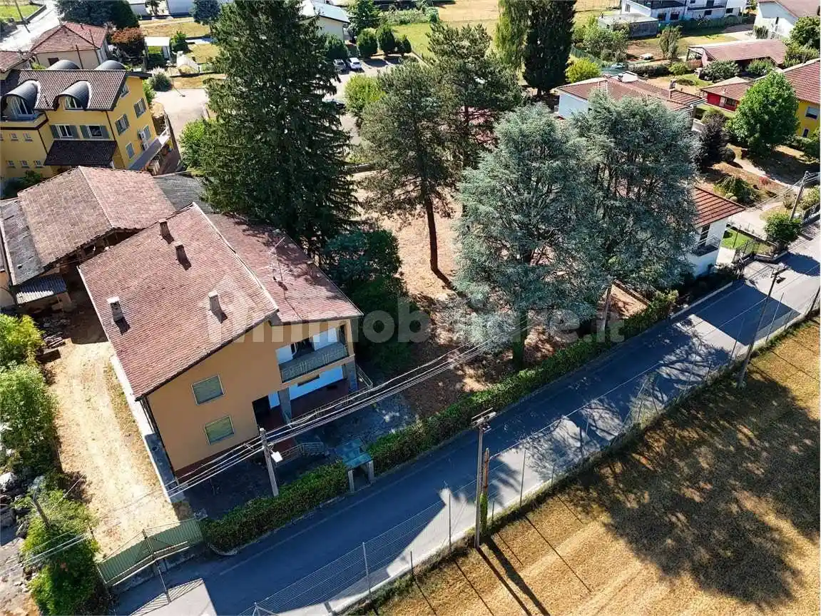 Casa indipendente in vendita a Vergiate