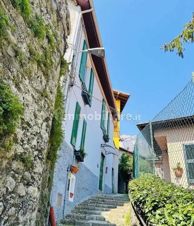 Villetta a schiera in vendita a Tremezzina