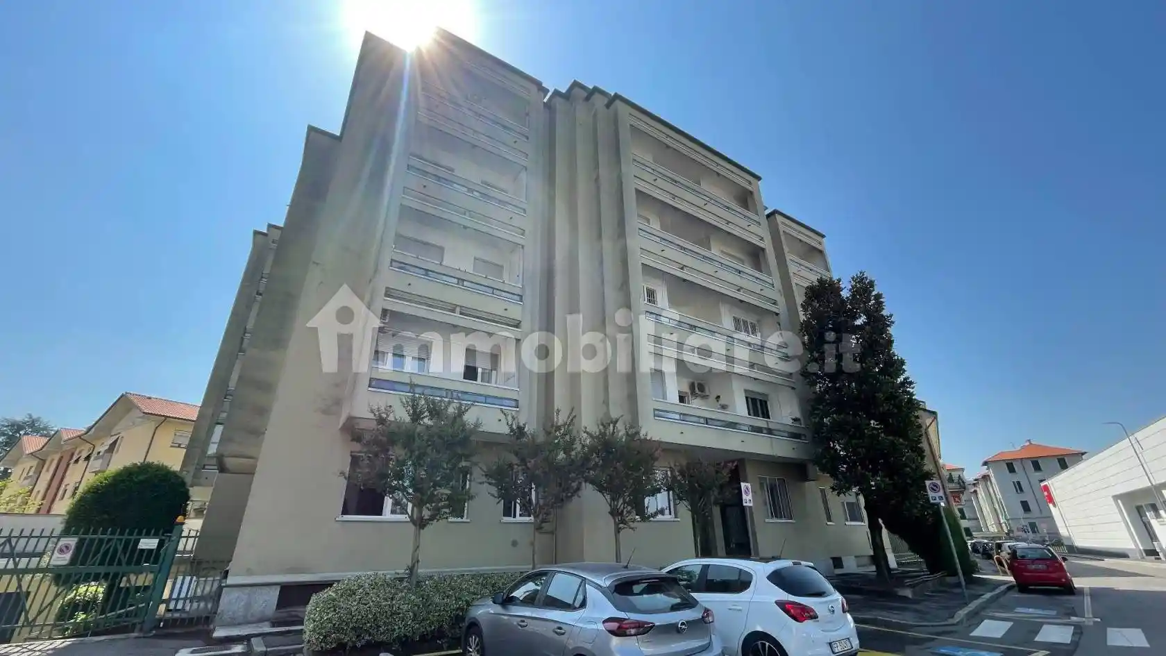 Appartamento in vendita a Monza