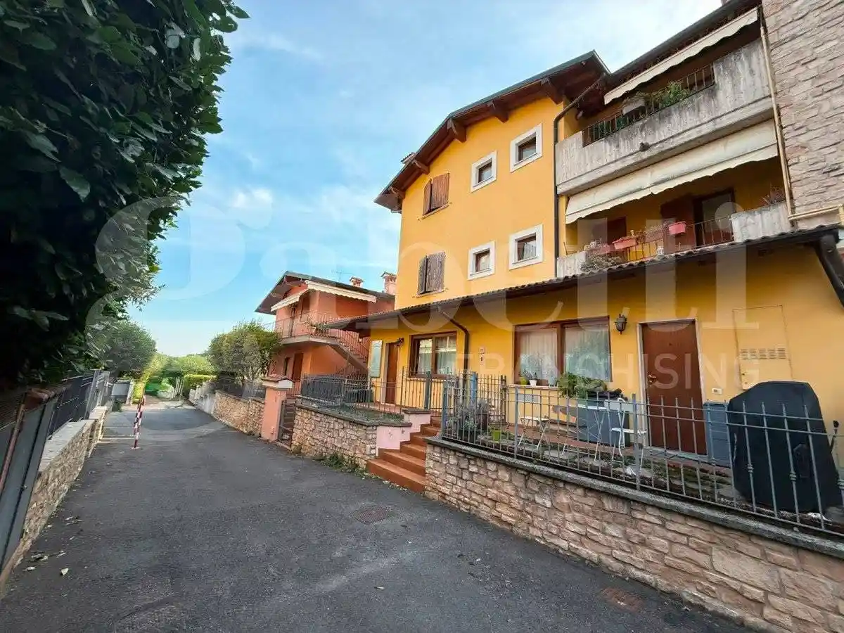 Appartamento in vendita a Botticino