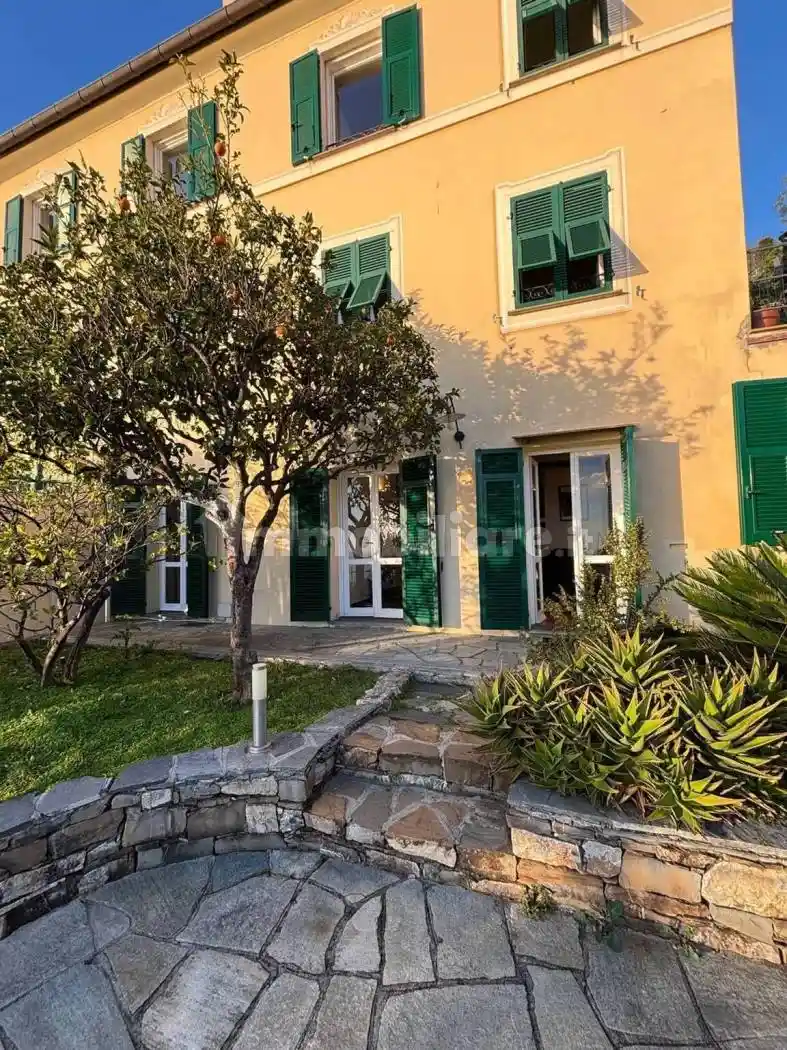 Appartamento in affitto a Camogli
