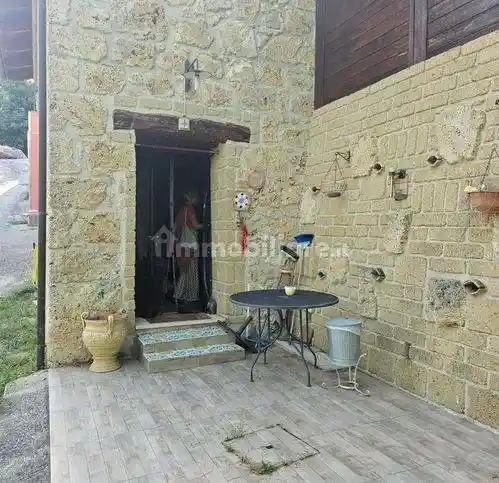 Rustico - Casale in vendita a Rocchetta a Volturno