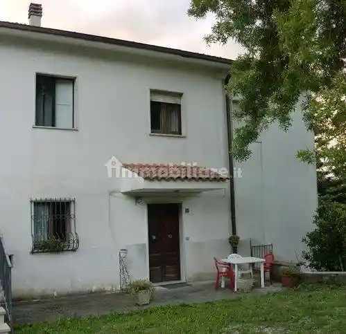 Appartamento in vendita a Rocchetta a Volturno