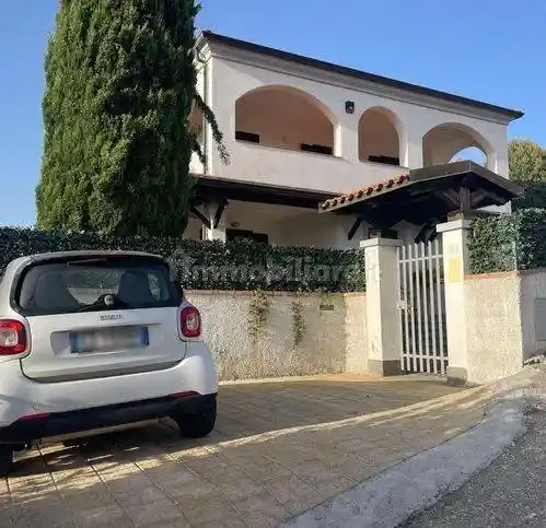 Villa in vendita a Settingiano