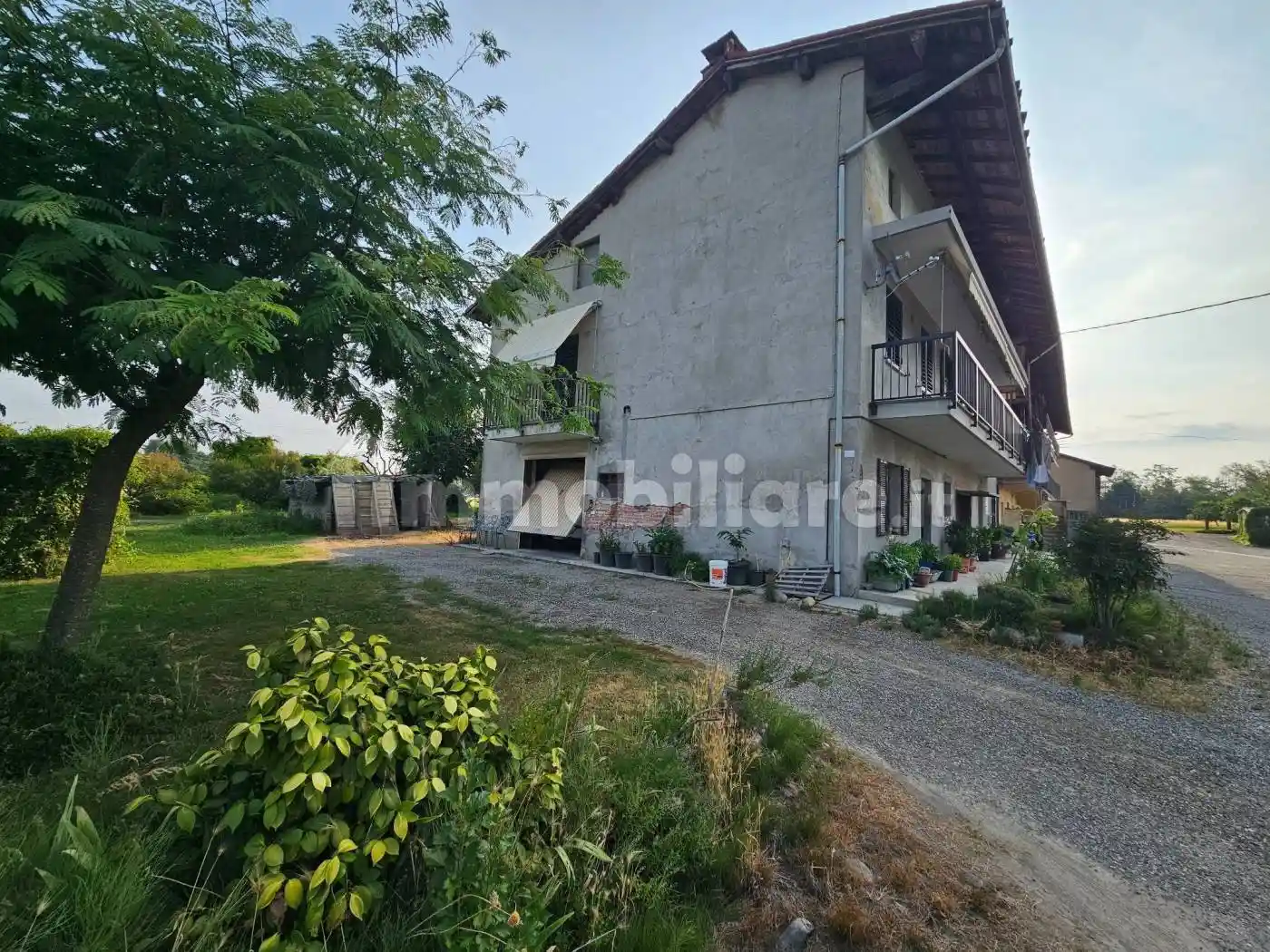 Rustico - Casale in vendita a Oleggio