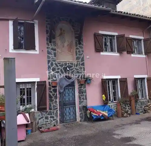 Villa in vendita a Novi Ligure