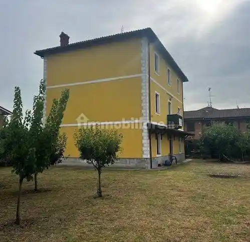 Villa in vendita a Bosco Marengo
