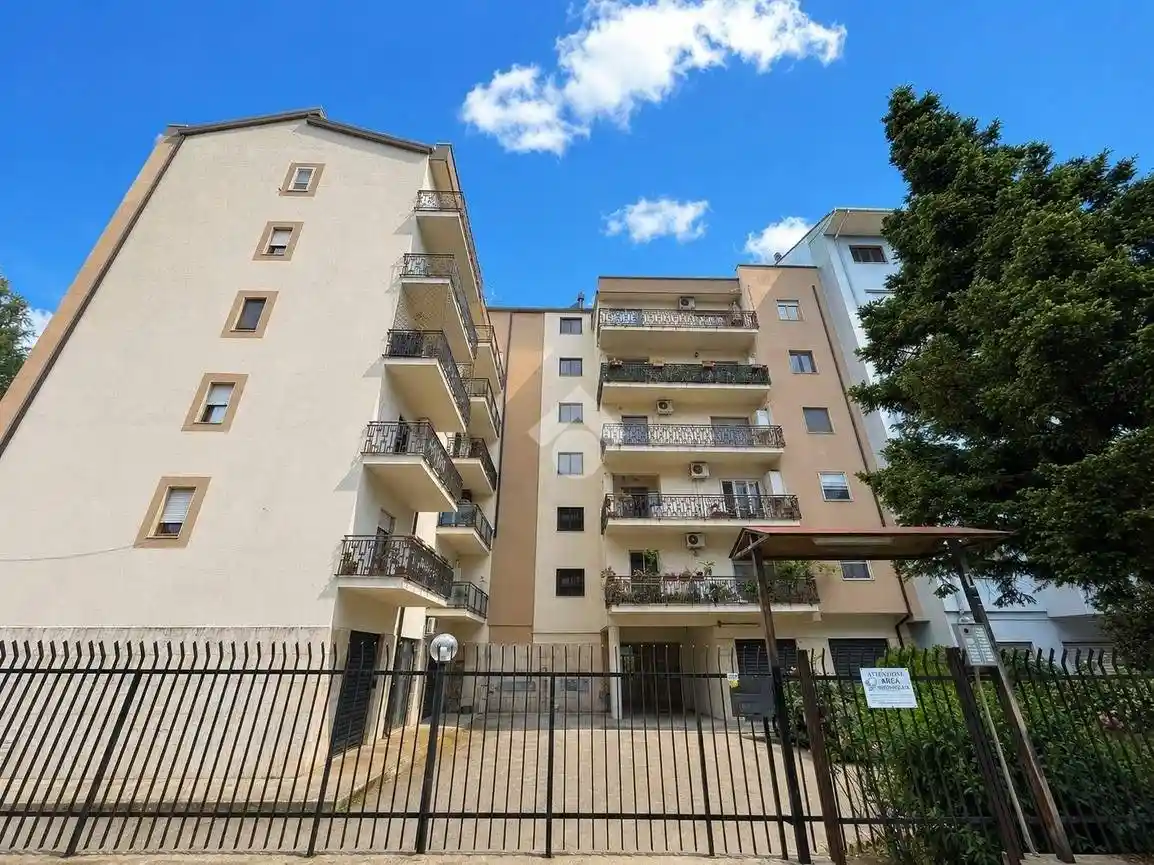 Appartamento in vendita a Cosenza