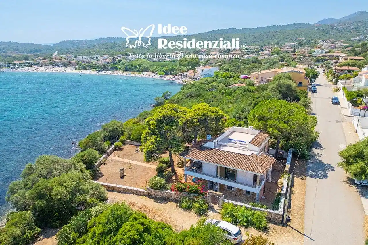 Villa in vendita a Olbia