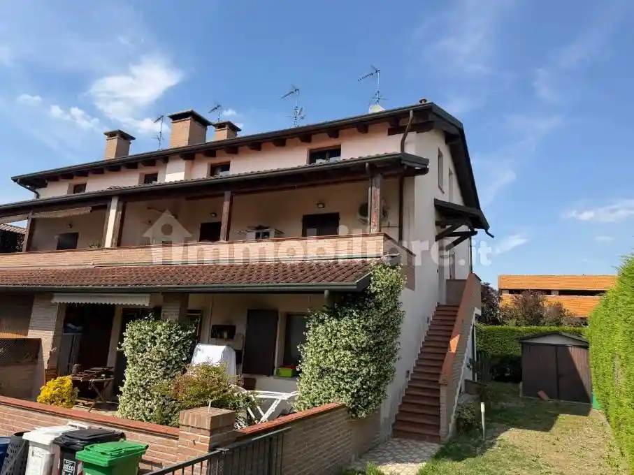Appartamento in vendita a Stienta