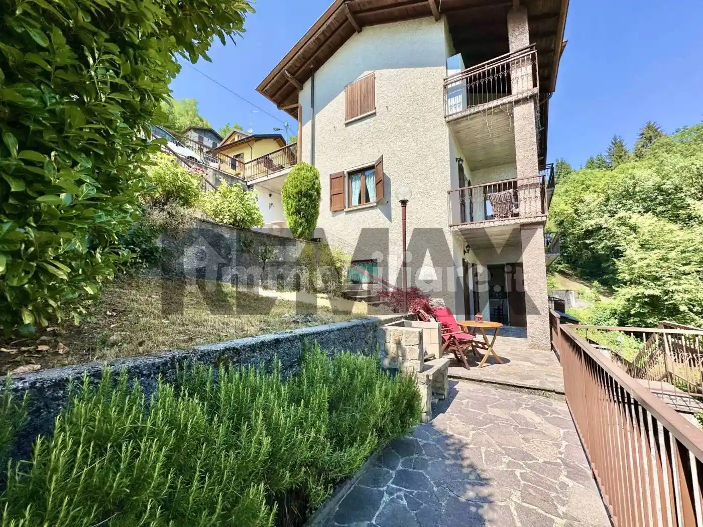 Appartamento in vendita a Selvino