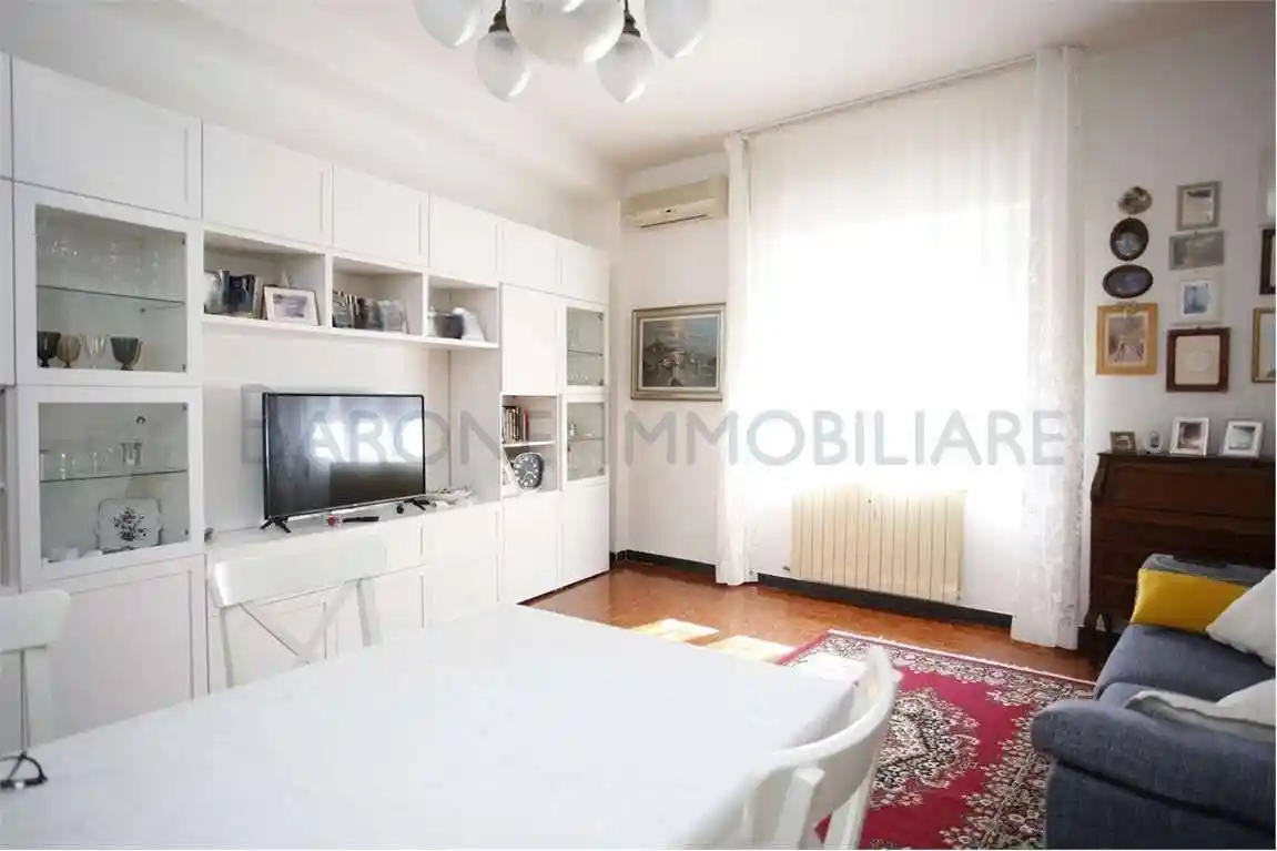 Casa indipendente in vendita a Carrara