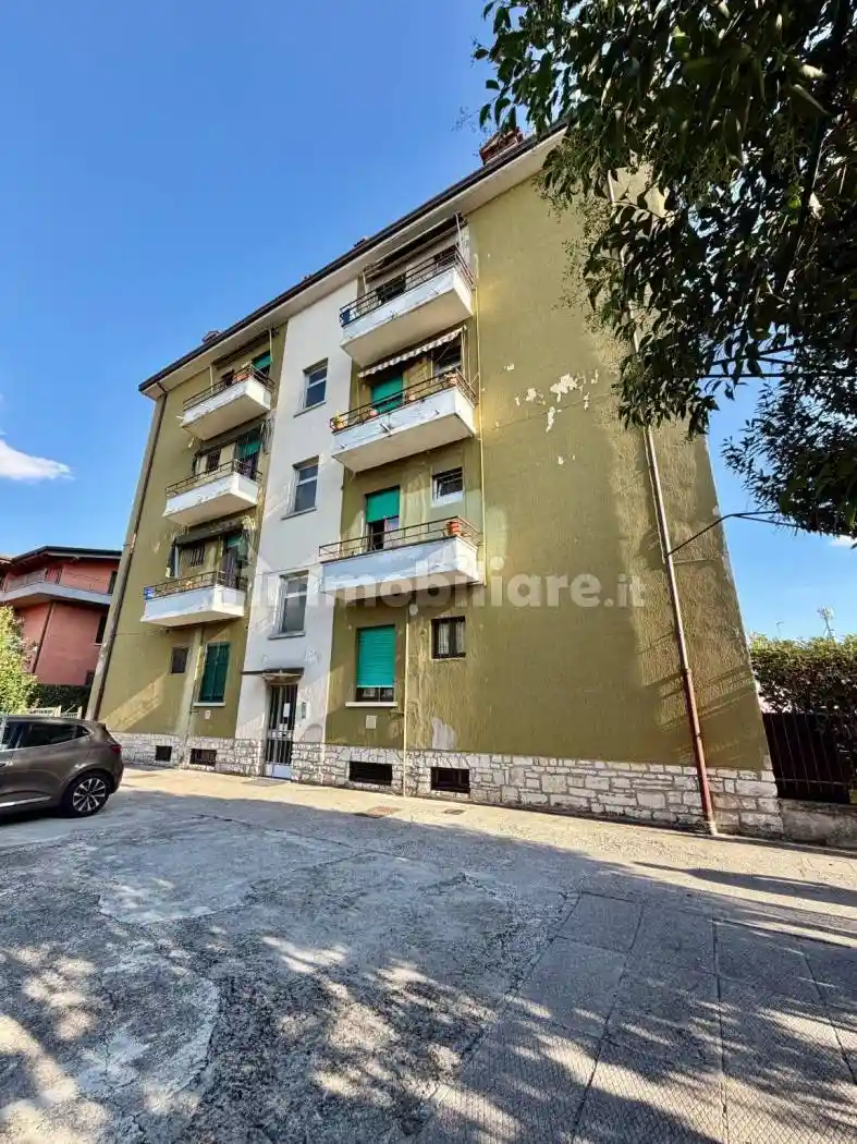 Appartamento in vendita a Brescia