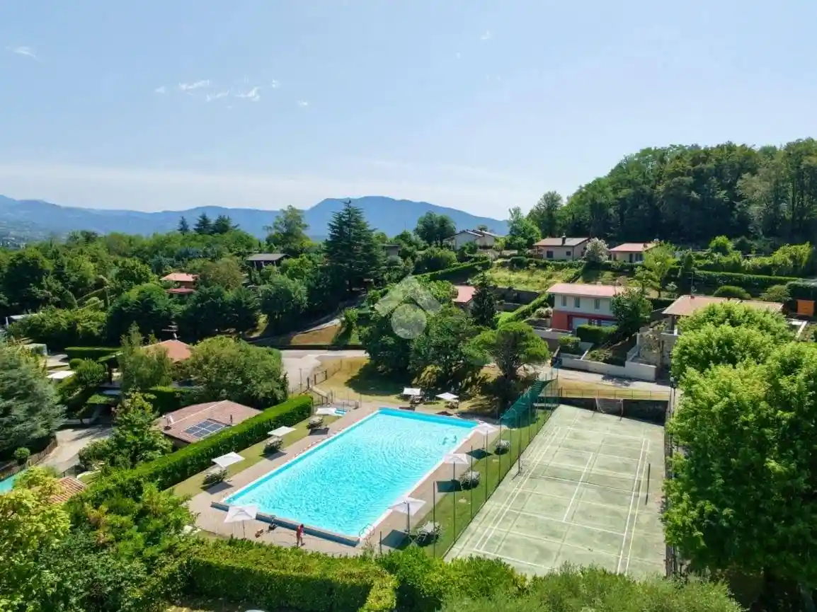 Villa in vendita a Costermano sul Garda
