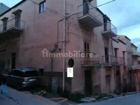 Villa in vendita a Aragona