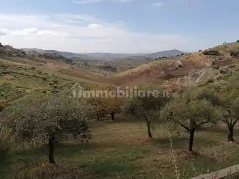 Villa in vendita a Cianciana
