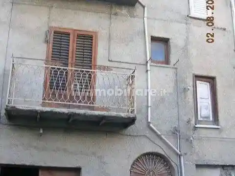 Villa in vendita a Alessandria della Rocca