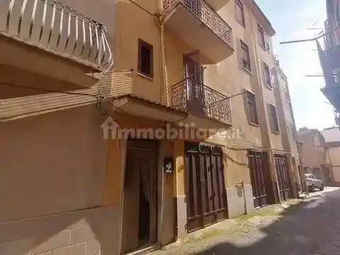 Villa in vendita a Cianciana