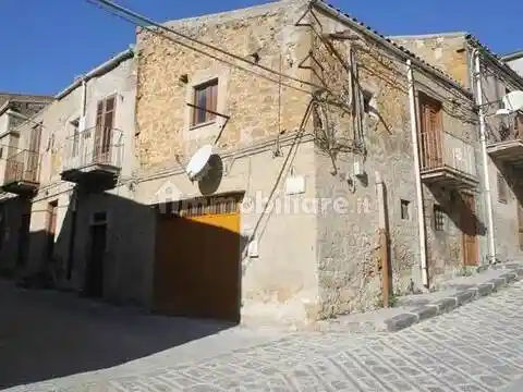 Villa in vendita a Cianciana