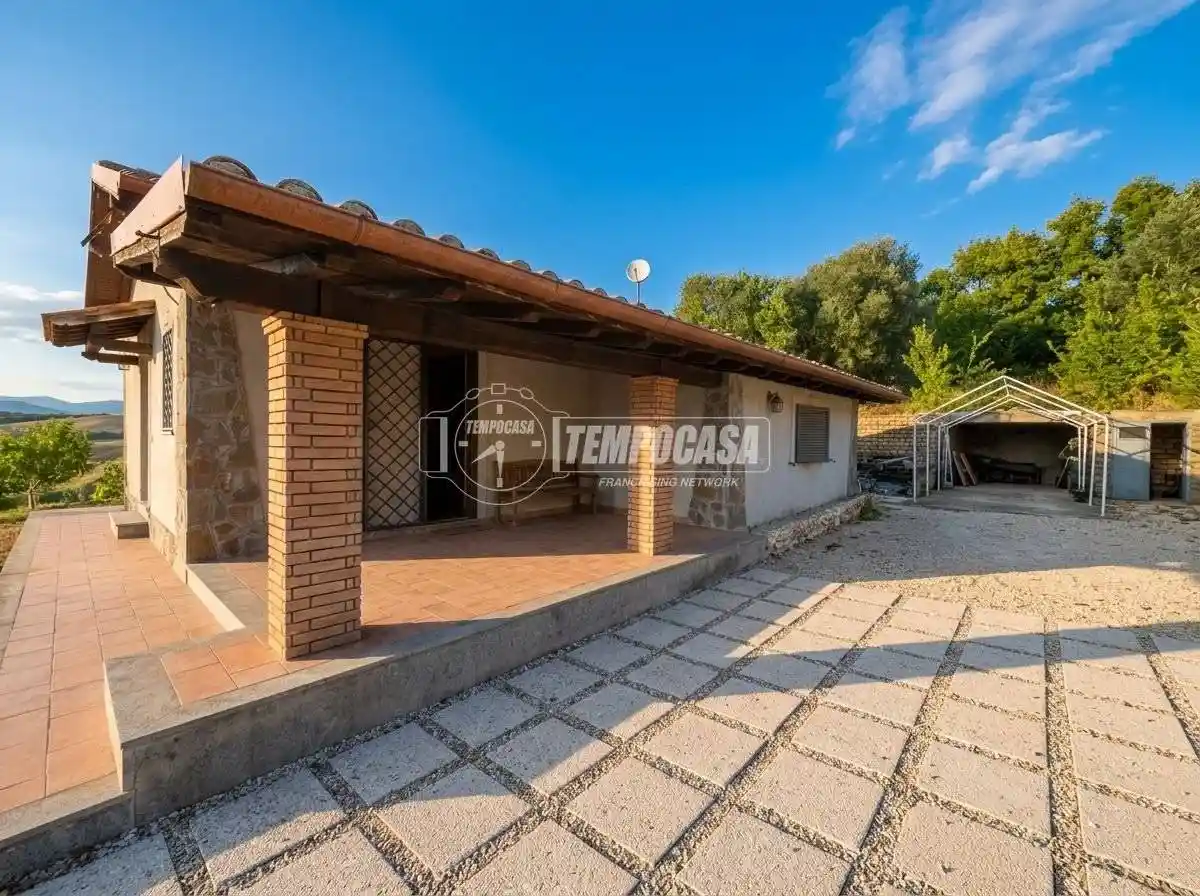 Villa in vendita a Campagnano di Roma