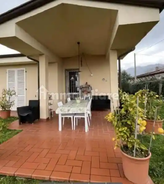 Villa in vendita a Capannori