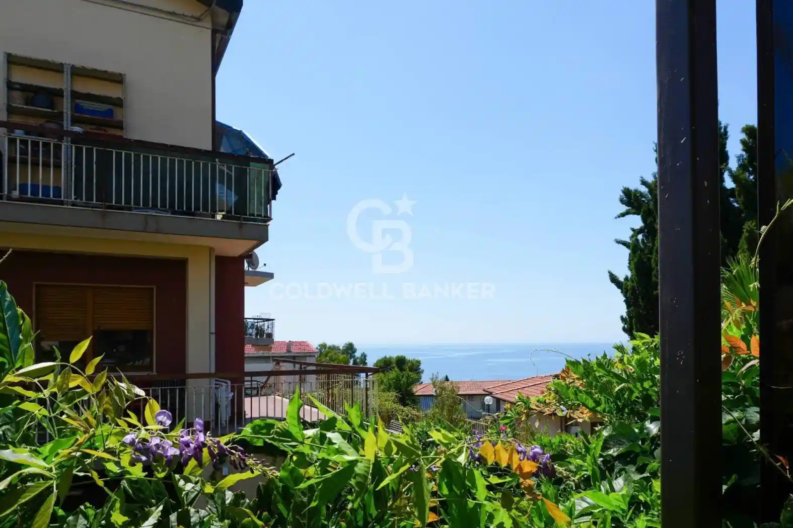 Casa indipendente in vendita a Aci Castello