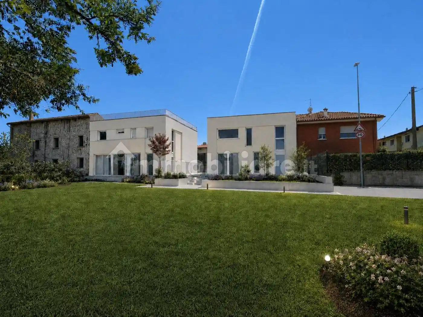 Villa in vendita a Bussolengo