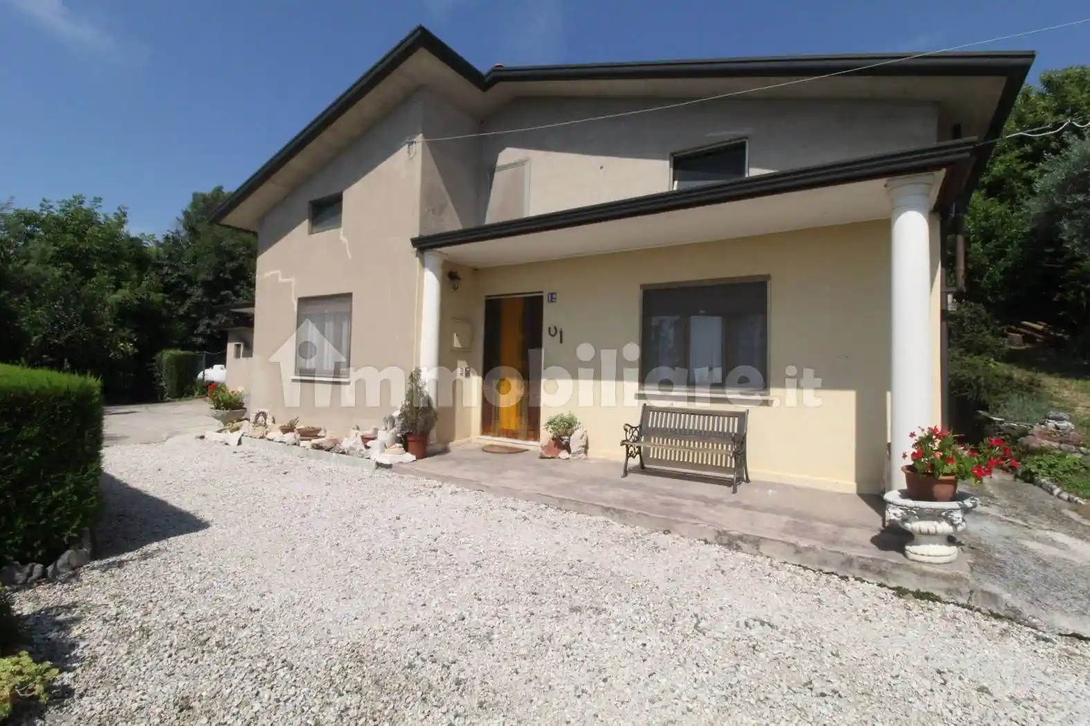 Villa in vendita a Brogliano